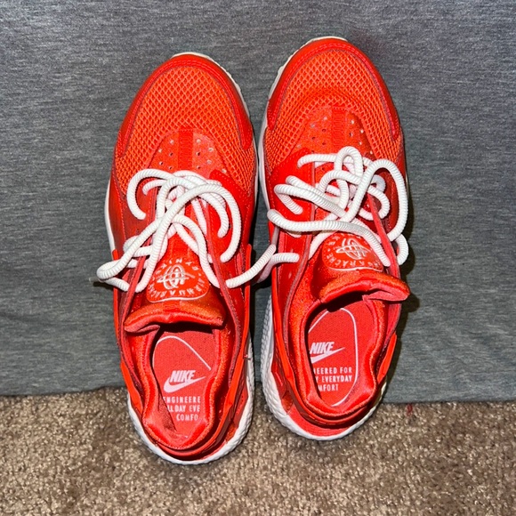 Nike air hurache shoes! - Picture 4 of 6